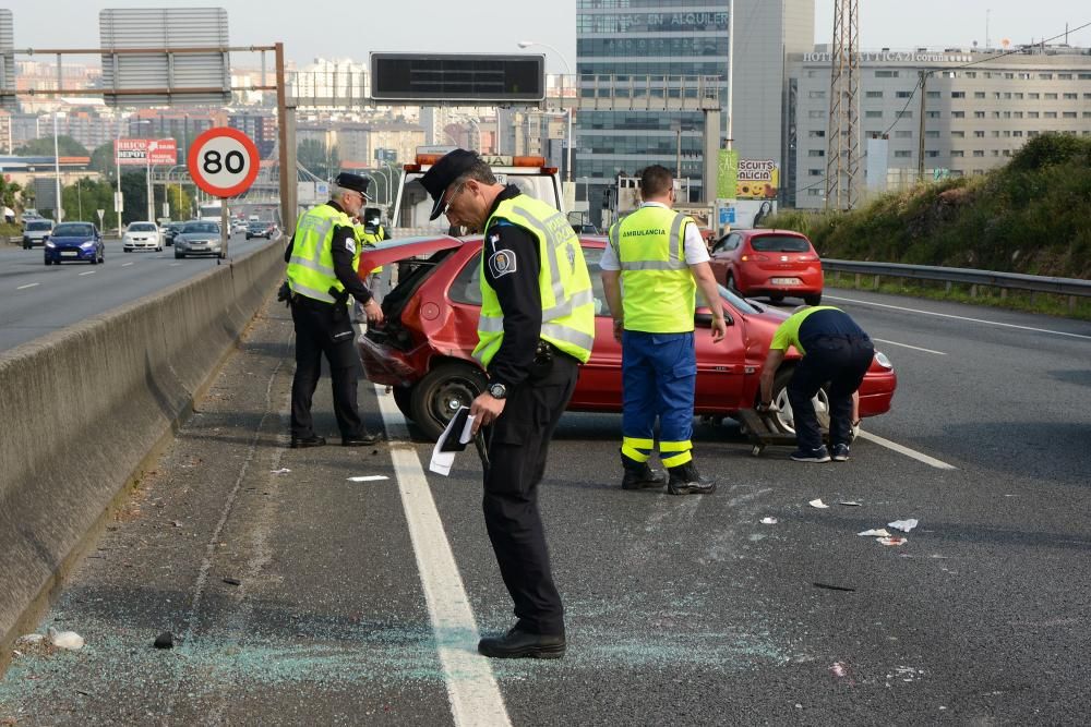 Un herido tras un vuelco en Alfonso Molina