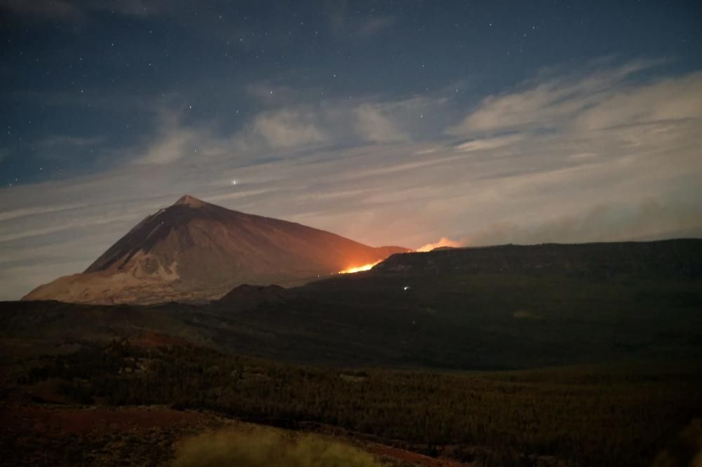 Declarado un conato de incendio en Las Cañadas del Teide