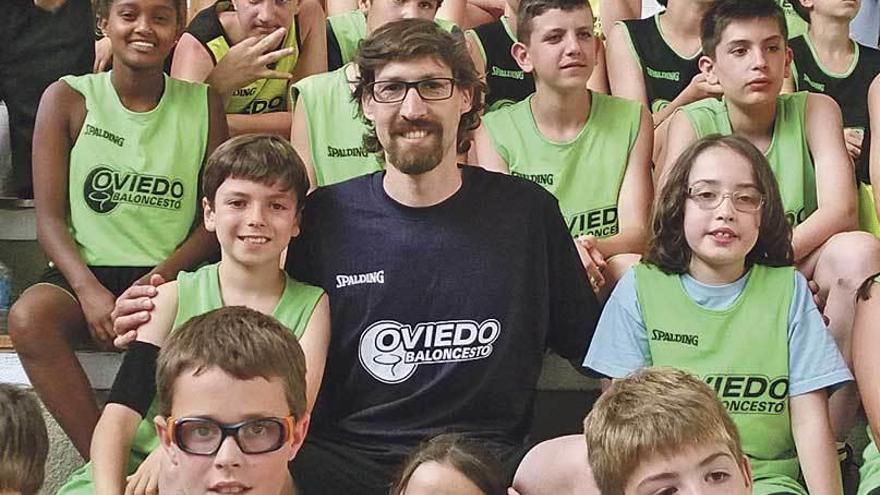 Agustín Prieto, nuevo técnico de la cantera del Oviedo Baloncesto