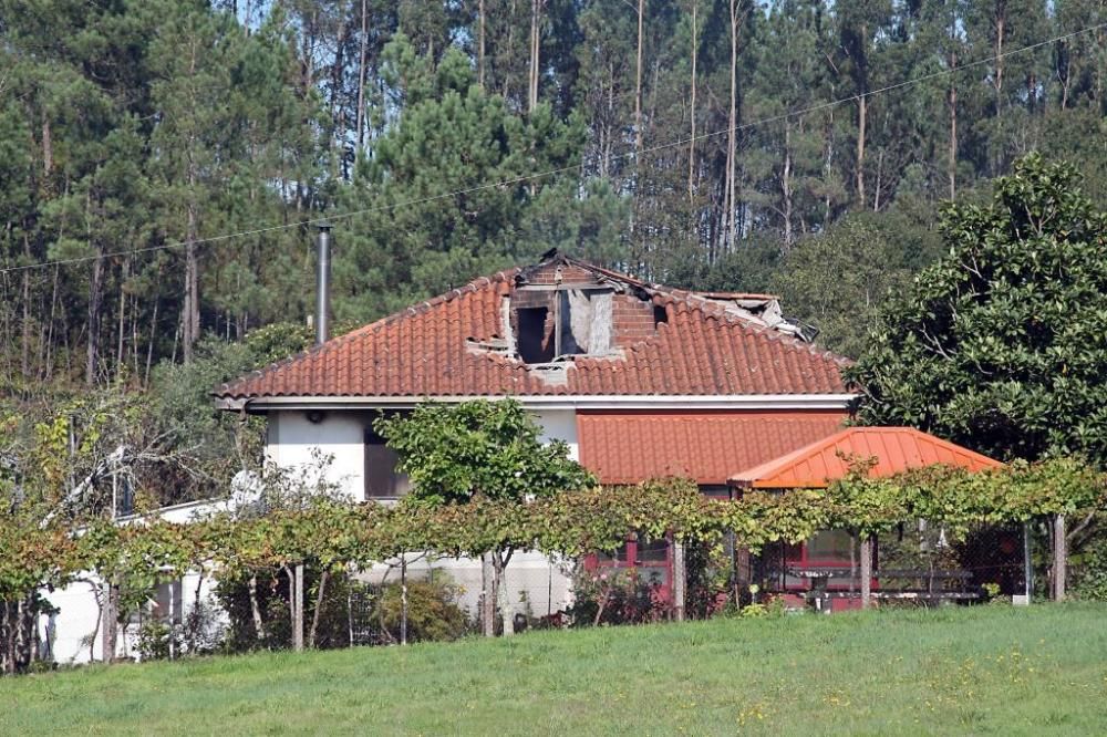 Así ha quedado la casa que ardió el jueves en Berres