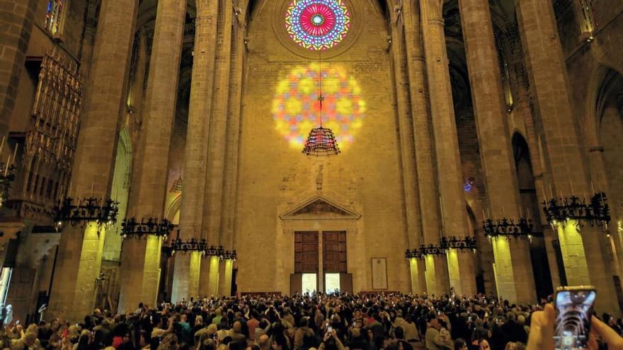Festa de la Llum 2025 desde la Catedral de Mallorca: el espectacular  fenómeno solar ya ilumina La Seu