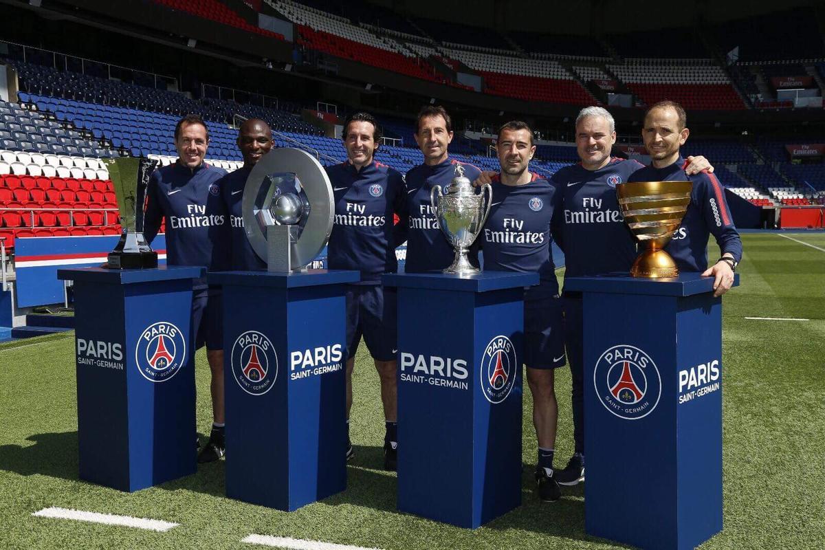 Villa, con el cuerpo técnico de Unai Emery en el París Saint Germain.
