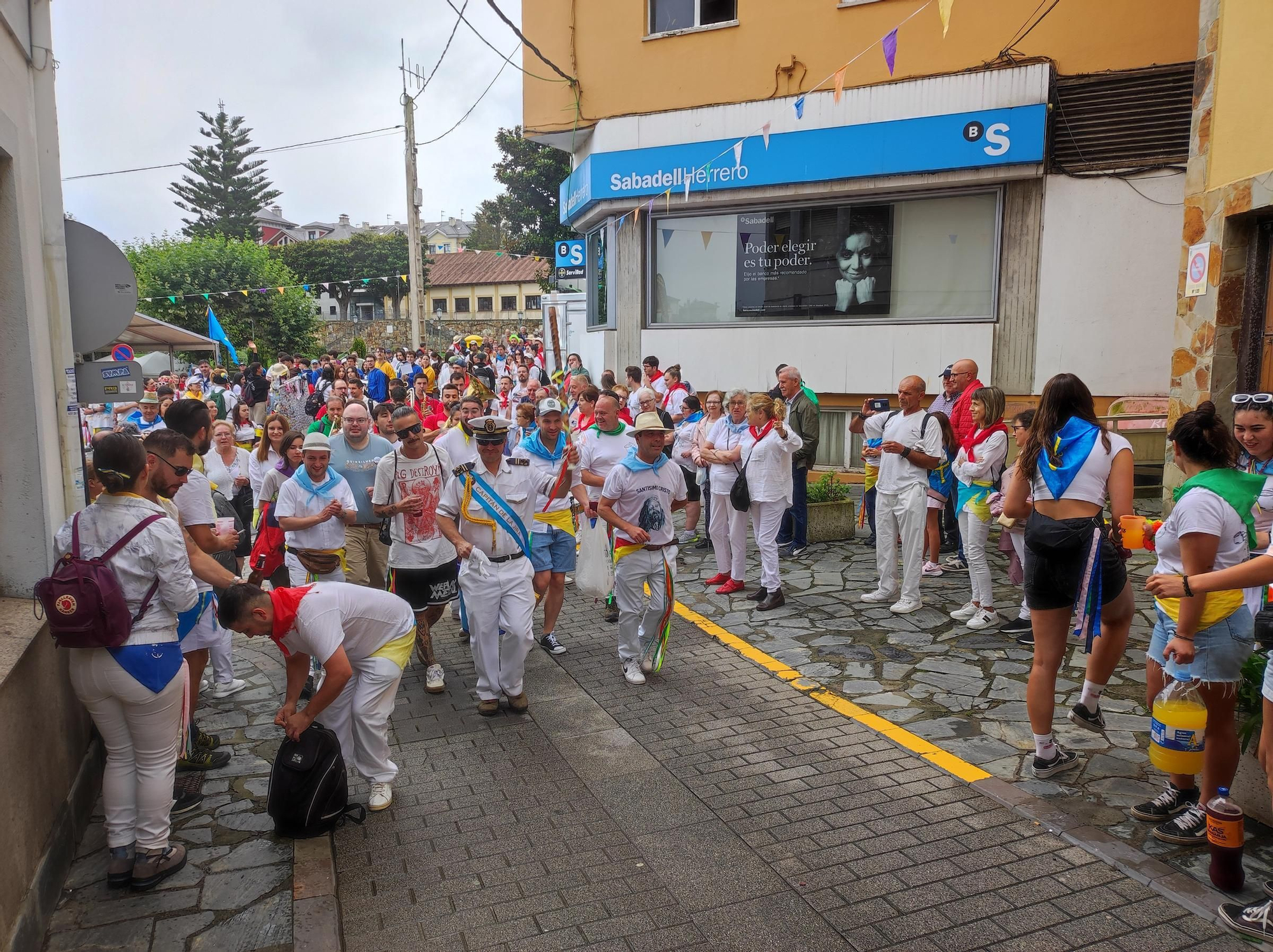En imágenes: Así fue la salida de los romeros para celebrar la jira que cierra Las Telayas