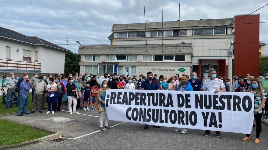 Protesta en Puerto de Vega