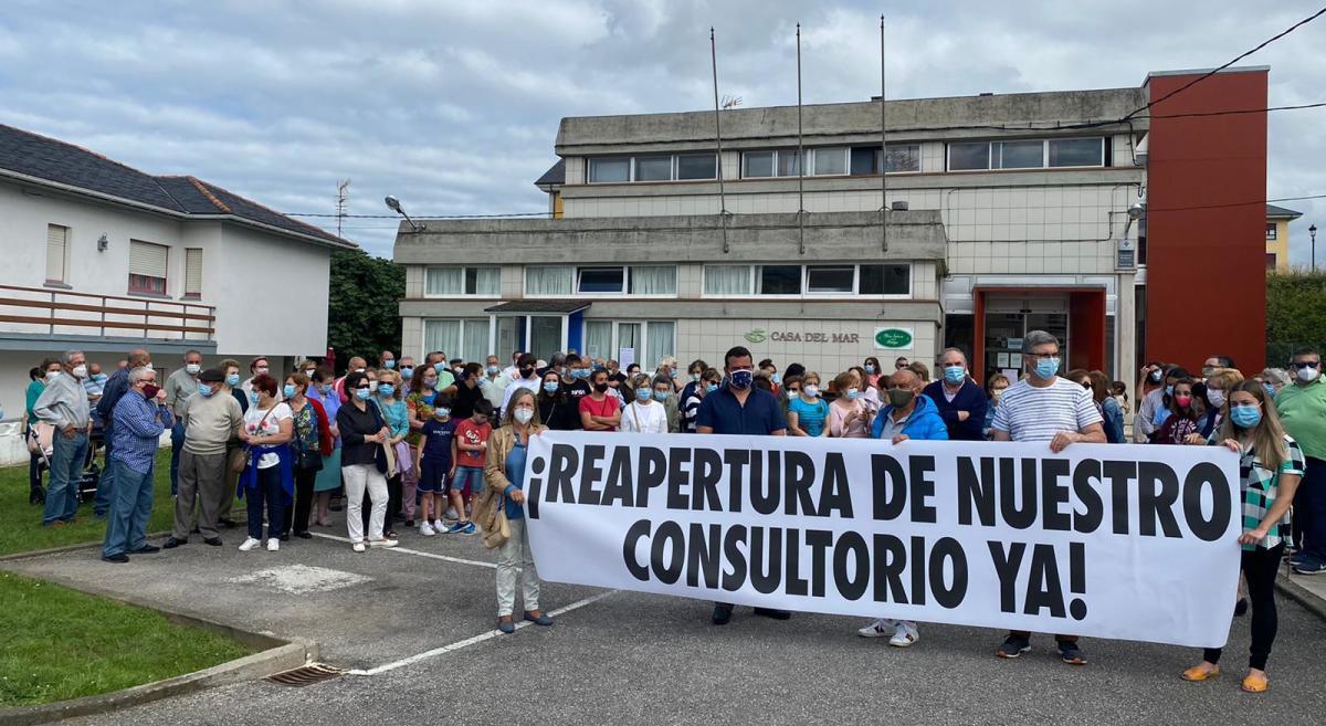 Protesta en Puerto de Vega