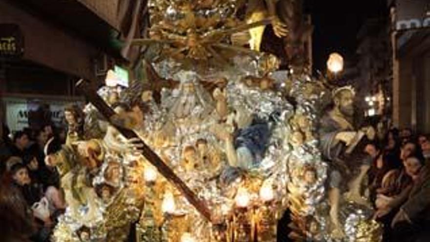 Lunes Santo a paso firme en Orihuela