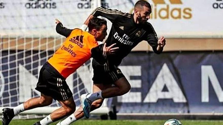 Guillem, amb Benzema, en un entrenament el curs passat.  | INSTAGRAM