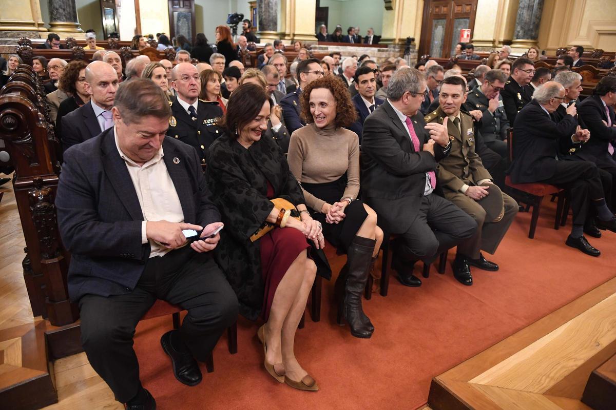 Recepción de Navidad en María Pita