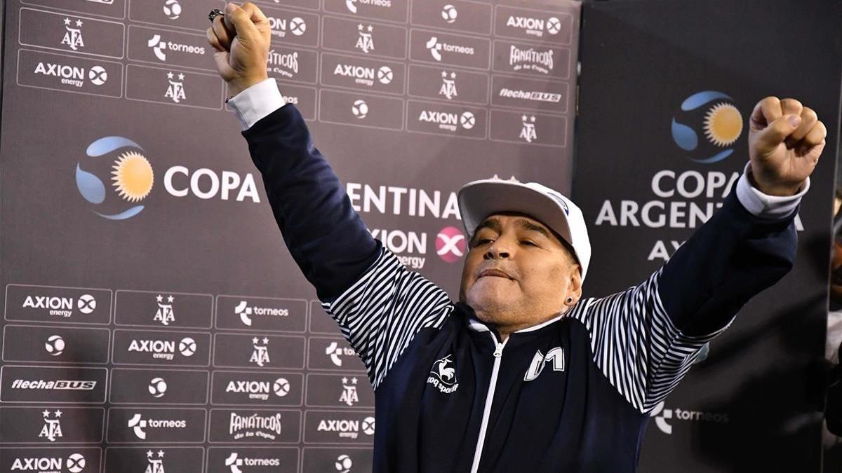 Maradona, en un acto reciente de homenaje en Buenos Aires.