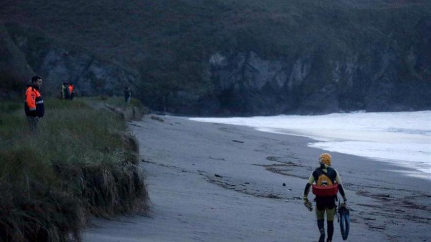 El temporal complica las labores de búsqueda del niño desaparecido