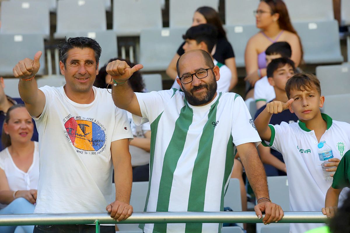 Las imágenes de la afición en el Córdoba CF - Deportivo