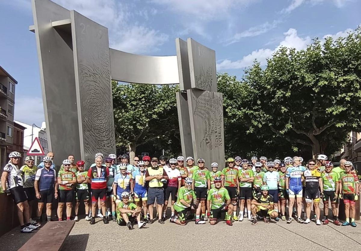 El Club Ciclista Ebro organizó una nueva edición de la Ruta del Vino. | SERVICIO ESPECIAL