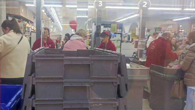 Los hechos ocurrieron en un supermercado de la ciudad.