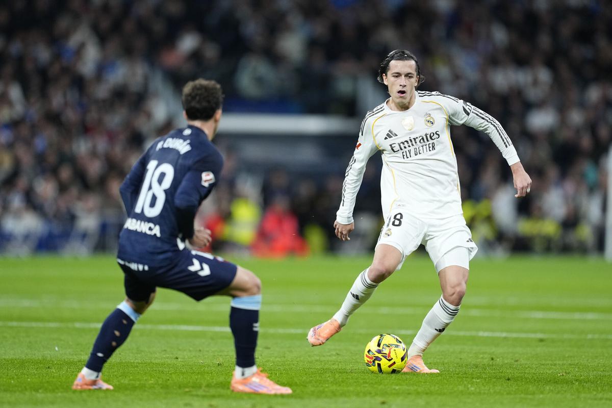 Alvaro Carreras of Real Madrid CF in action during the Spanish League, LaLiga EA Sports, football match played between Real Madrid and RC Celta de Vigo at Bernabeu stadium on December 07, 2025, in Madrid, Spain. AFP7 07/12/2025 ONLY FOR USE IN SPAIN. Oscar J. Barroso / AFP7 / Europa Press;2025;SOCCER;SPORT;ZSOCCER;ZSPORT;Real Madrid v RC Celta de Vigo - LaLiga EA Sports;