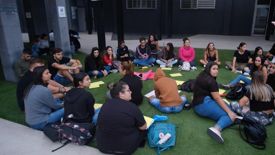 Estudiantes de la ULPGC protestan en Humanidades