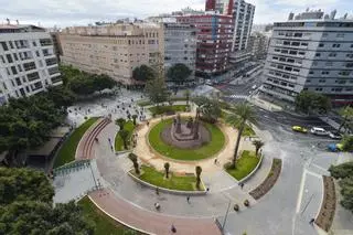 La nueva Plaza de España abre y remata la peatonalización de Mesa y López