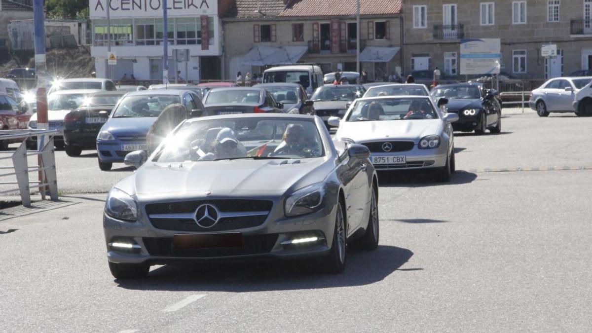La DGT aclara qué sucede con los vehículos descapotables o con techo de lona con la nueva baliza.