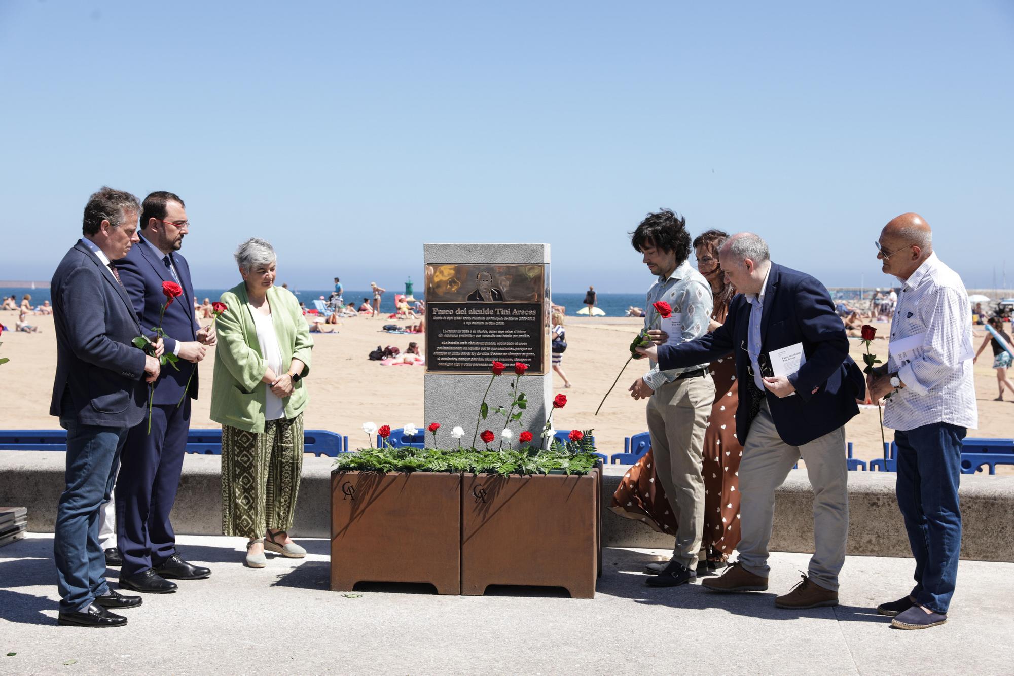 En imágenes: así fue el homenaje a Areces en Gijón