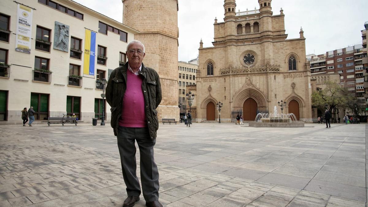Eduardo Mas, una vida dedicada a la comunicación con pasión por las fiestas de Castelló