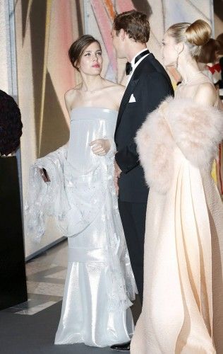 En el evento destacaron los modelos lucidos por Carlota Casiraghi y la mujer de su tío Alberto, Charlenne de Mónaco. Personas conocidas como el cantante Mika o el diseñador Karl Lagerfeld también estuvieron presentes.