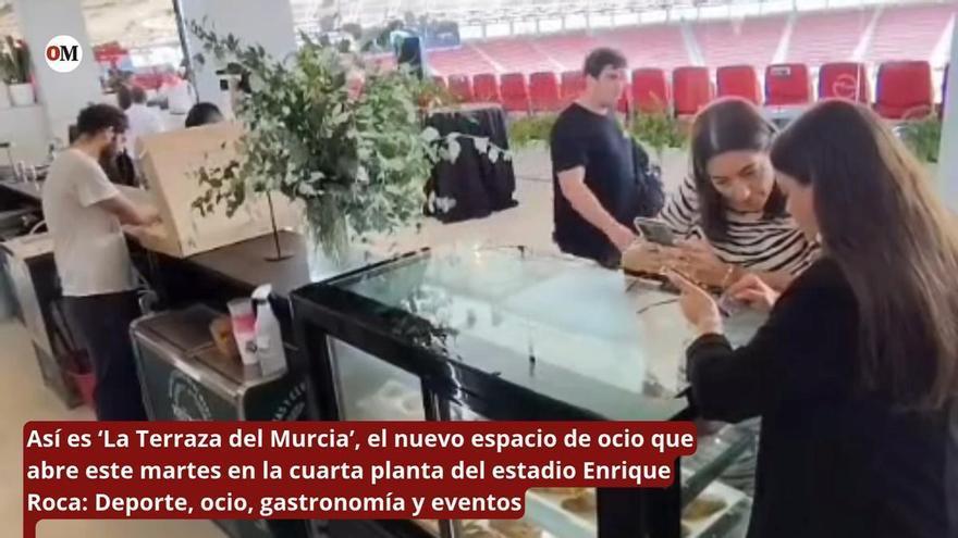 El Real Murcia abre su terraza en la cuarta planta del estadio