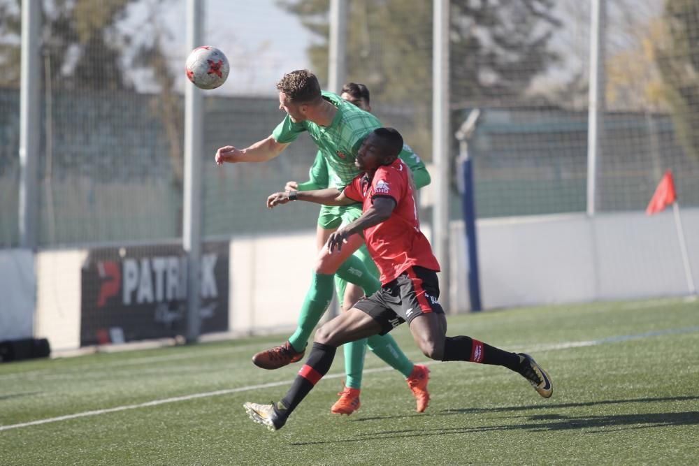 El Real Mallorca cae en casa del Cornellà