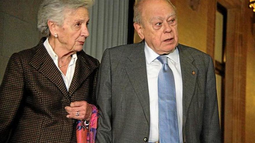 Marta Ferrusola i Jordi Pujol, al Parlament de Catalunya