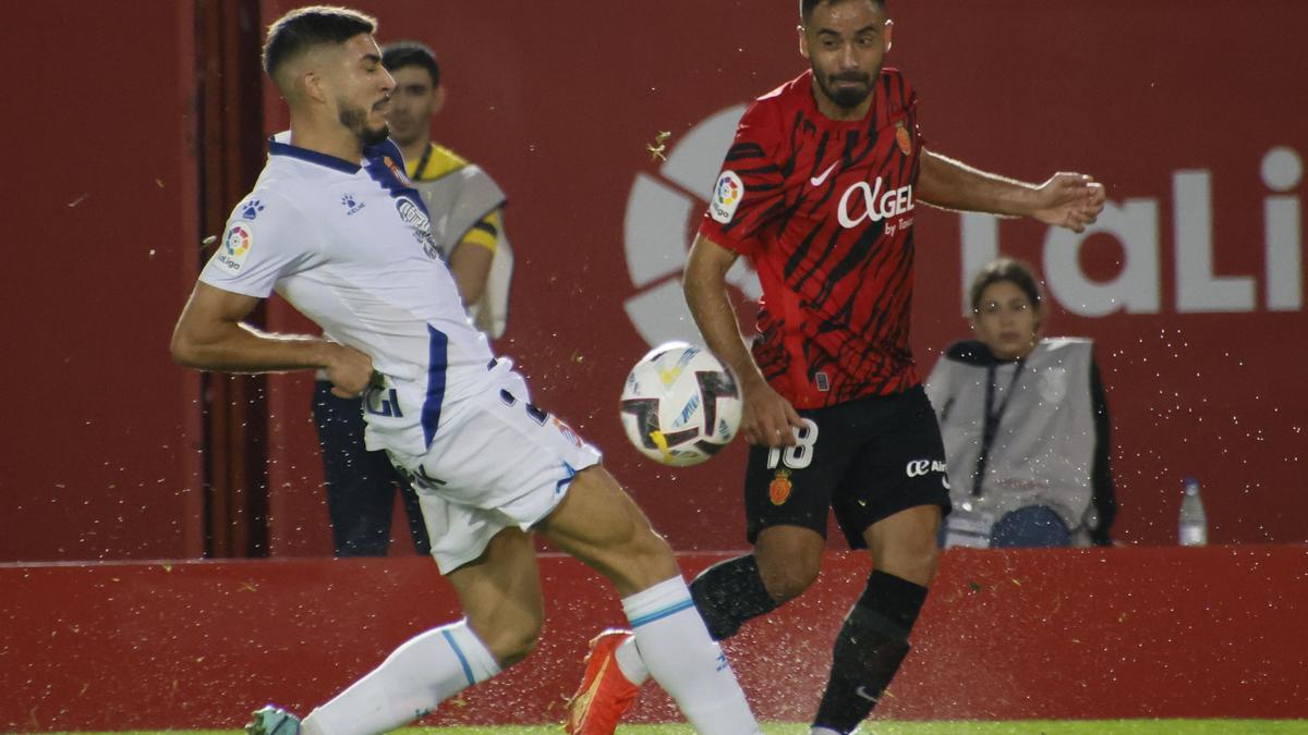 cerca petrolero Galantería Fútbol. RCD Mallorca-RCD Espanyol | Jaume Costa: «A los árbitros nunca se  les ve lo que dicen y a veces nos ponen a mil»