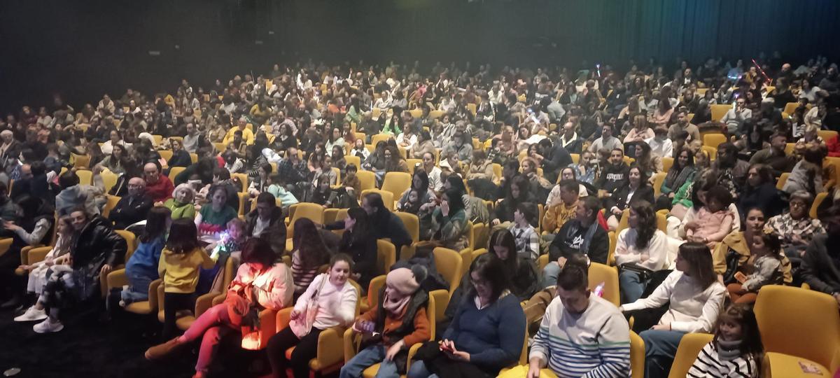 Público en el Auditorio de O Grove.