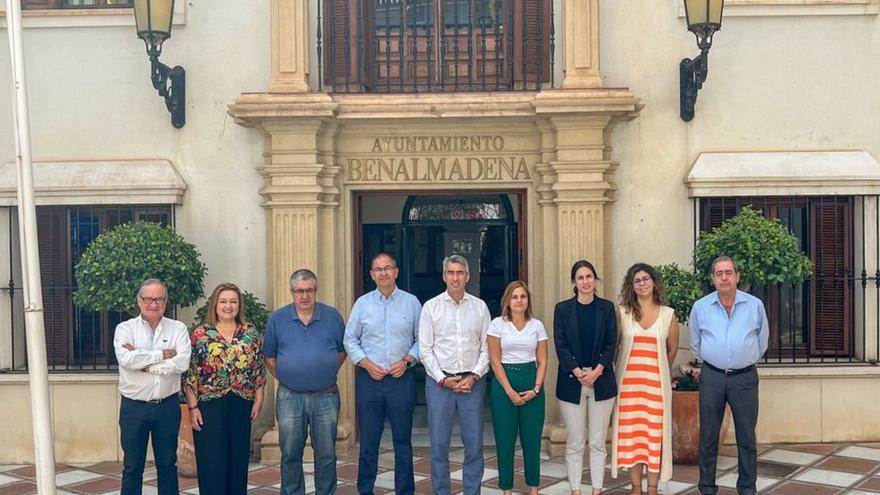 Víctor Navas, junto a su equipo en Benalmádena. | E.P.