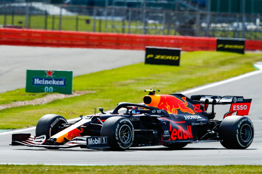 EN IMATGES | Hamilton guanya amb agonia a Silverstone i Sainz perd una valuosa quarta plaça al final