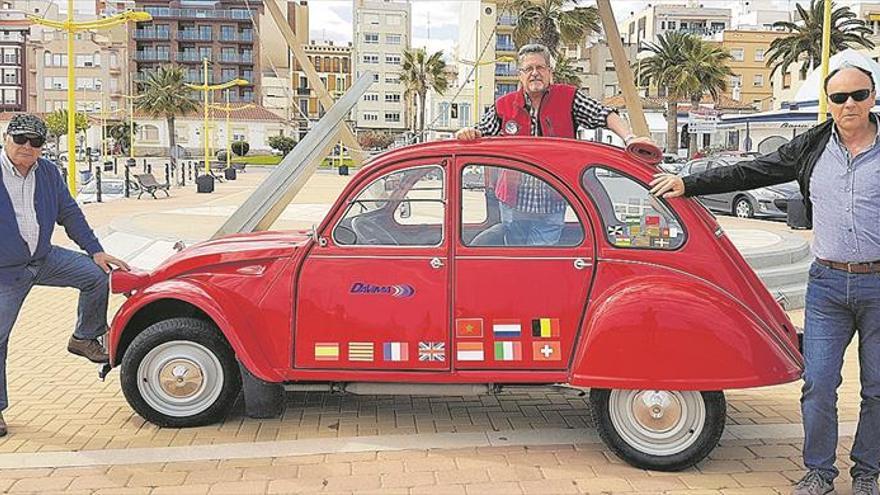 Tres jubilados, un coche y un viaje por el mundo