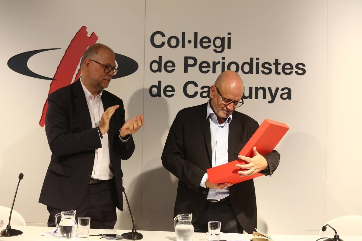 Ramon Besa recibe el premio Ofici de Periodista 2025