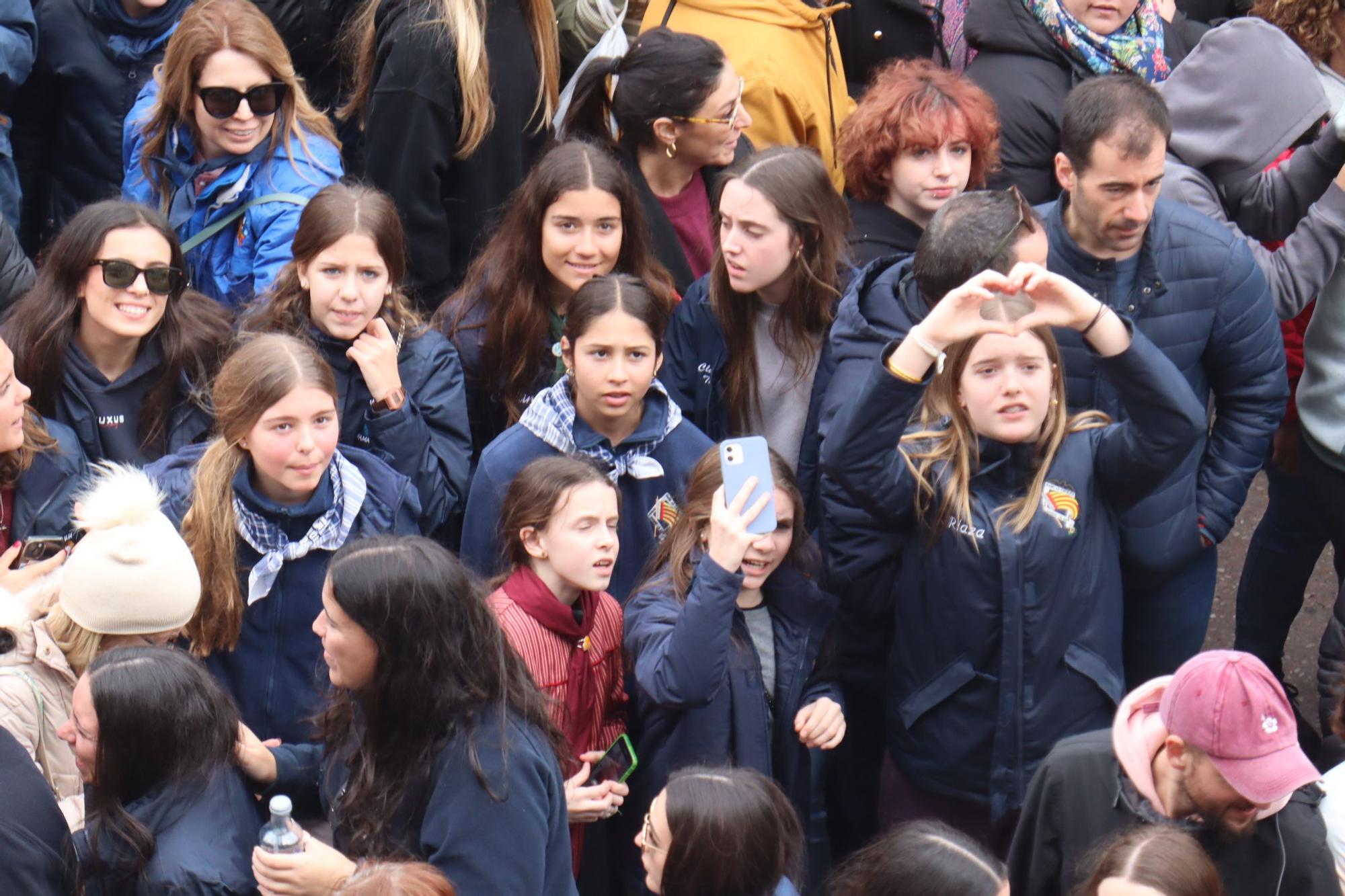 Un montón de hermanas de la corte