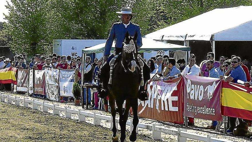 Organizan el I Salón Ibérico del Caballo