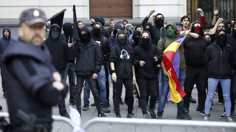 Manifestaciones en Plaza España por el 'procés'