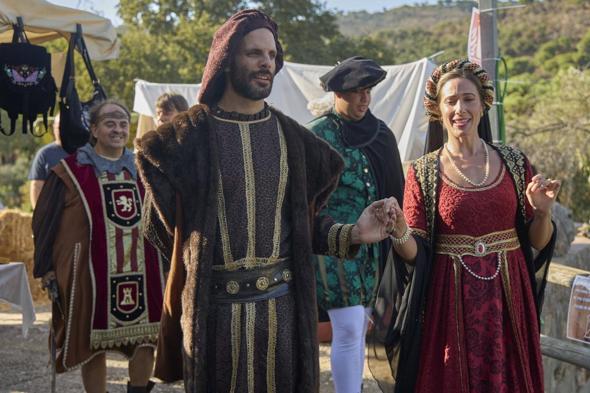 Músics i artesans fan reviure l’edat mitjana a Castell d’Aro en la 25a edició del Mercat Medieval Músics i artesans fan reviure l’edat mitjana a Castell d’Aro en la 25a edició del Mercat Medieval