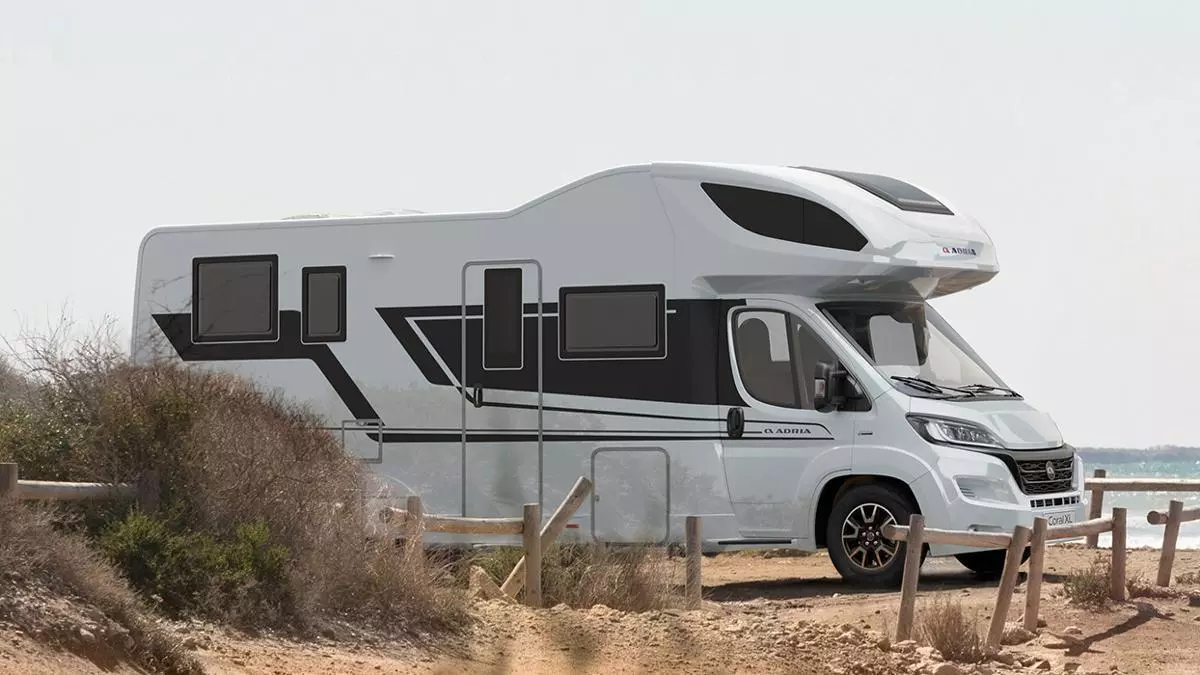 Adria Coral XL, la autocaravana perfecta para familias numerosas