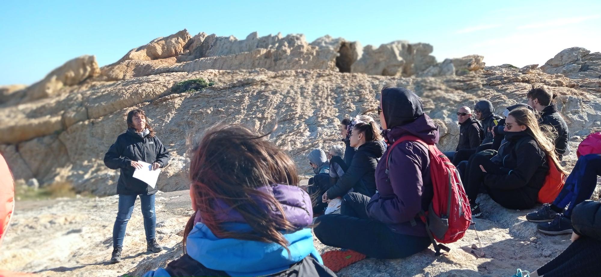 Els docents de l'Alt Empordà adquireixen els coneixements de l'entorn al cap de Creus