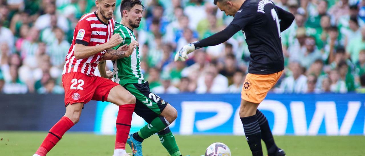 Juan Carlos surt al tall
durant el partit de fa uns dies
contra el Betis.  joaquin corchero/ep