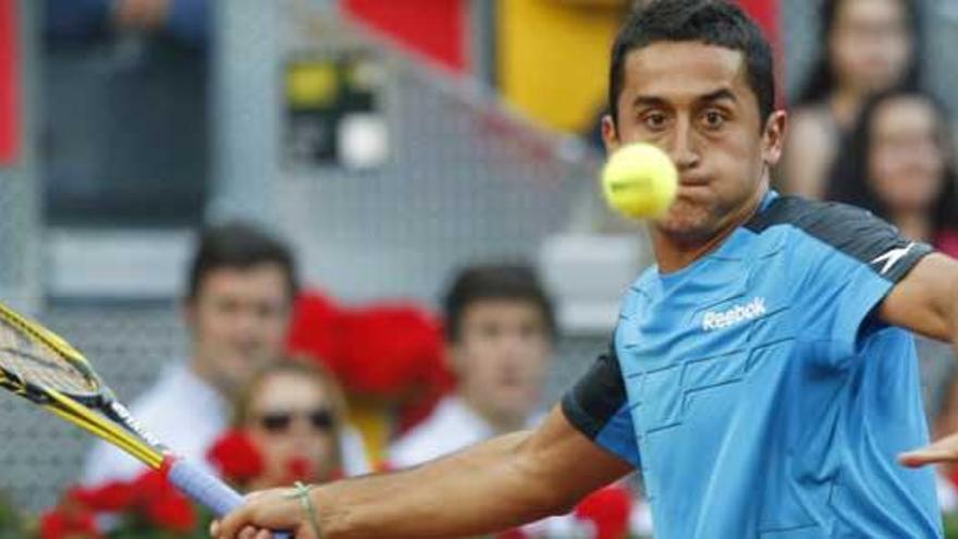 El francés Tsonga desarma a Nicolás Almagro en Madrid