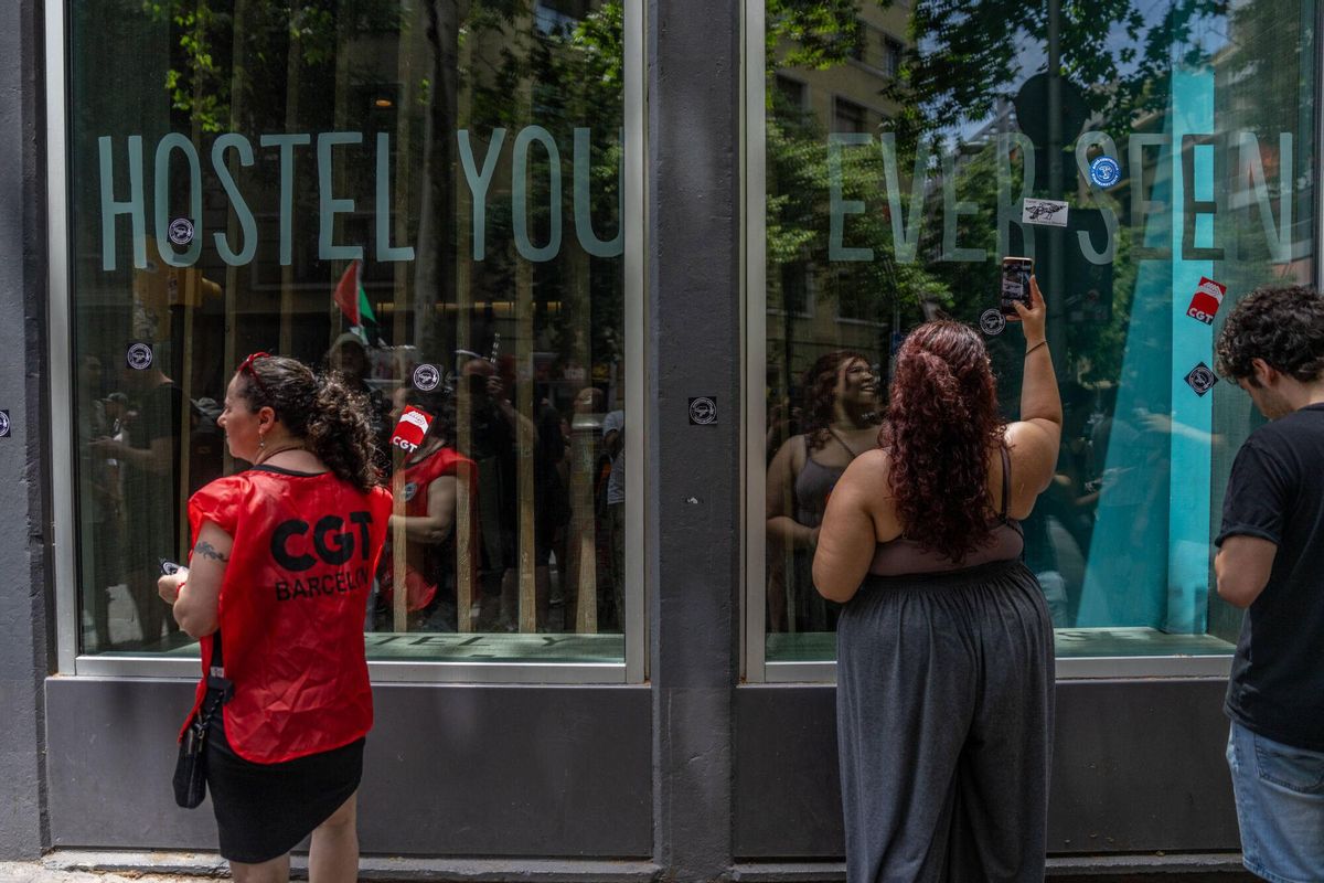Manifestación en Barcelona por el decrecimiento turístico