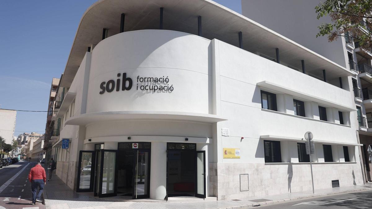 VÍDEO | La oficina del Paro más popular de Palma vuelve a estar abierta al público