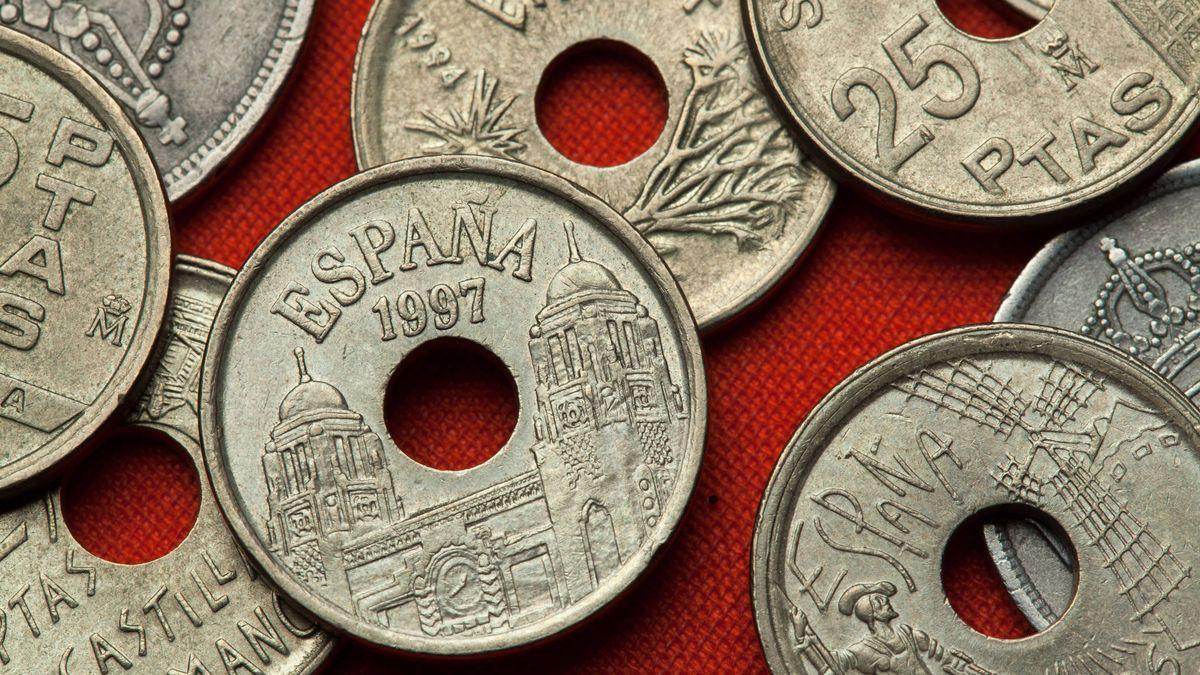 Las pesetas antiguas están compuestas de aleaciones como bronce o cuproníquel (75% de cobre y 25% de níquel)