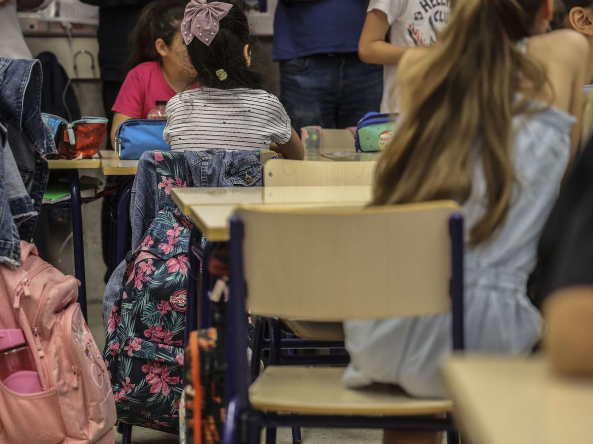 Alumnos, en una clase de Primaria de un colegio de Alicante en el inicio de este curso. | PILAR CORTÉS
