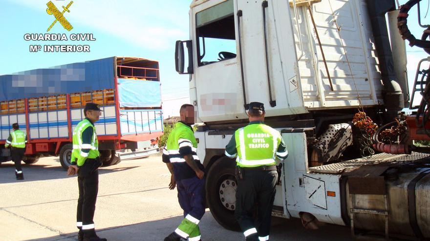 Detenido un camionero por quintuplicar la tasa de alcohol