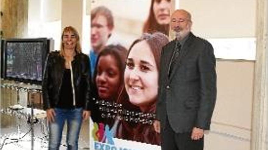 La directora de la Fira de Girona, Coralí Cunyat, amb el president de la Cambra de Comerç de Girona, Domènec Espadalé.