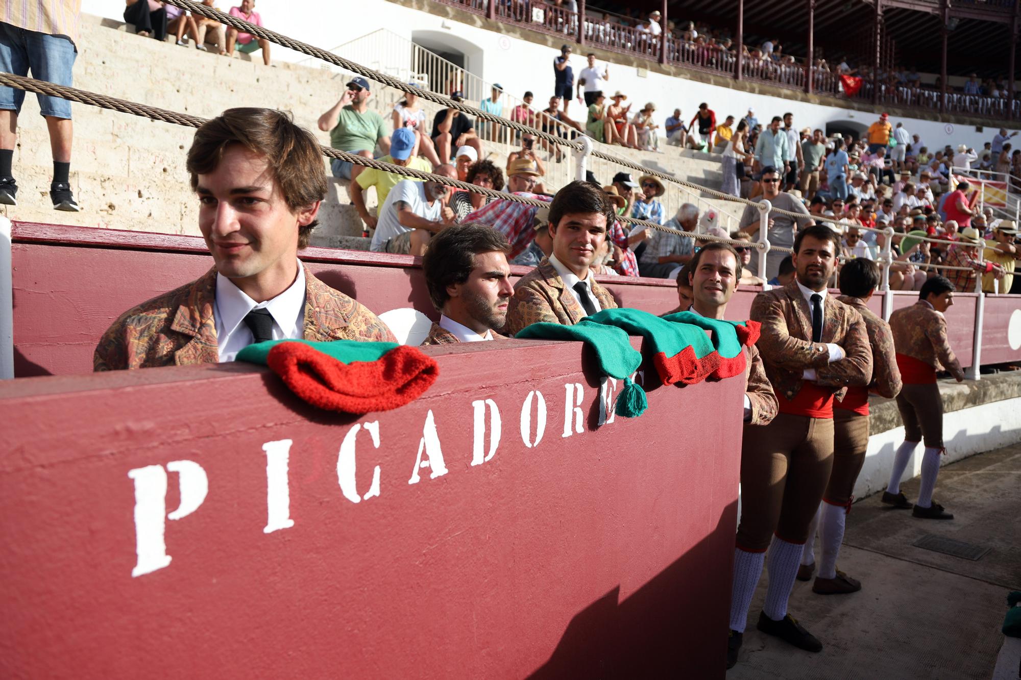 Rejones en la Feria de Málaga: Guillermo Hermoso y Ferrer Martín, doble Puerta Grande en Málaga