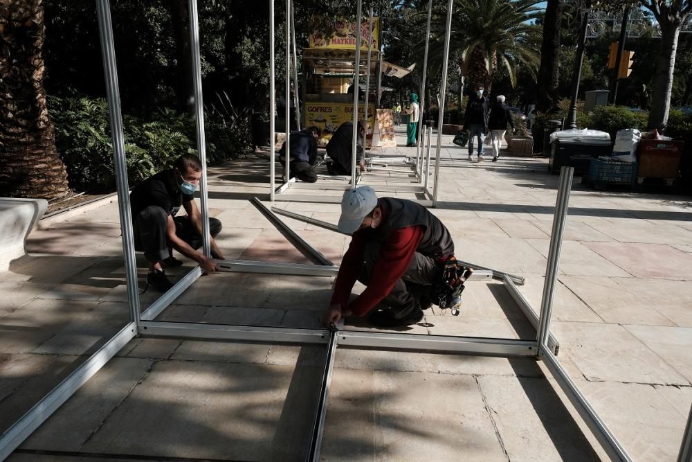 Málaga se echa a la calle para vivir su Navidad Covid-19