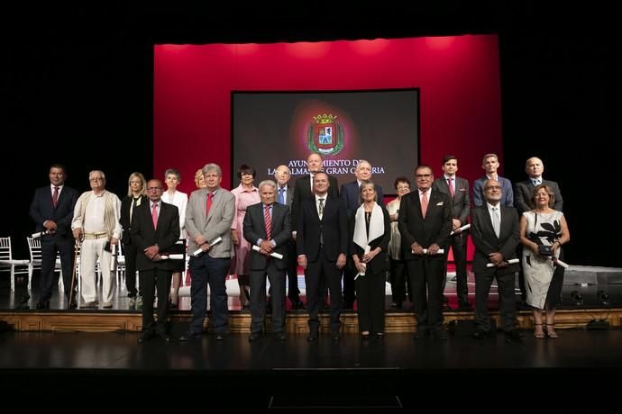 Fiestas Fundacionales. Entrega de Honores y Disti